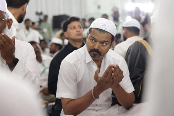 தமிழக வெற்றிக் கழகம் சார்பில், கழகத் தலைவர் அவர்கள் கலந்துகொள்ளும் இஃப்தார் நோன்பு திறக்கும் நிகழ்ச்சி, இன்று (18.03.2026, புதன்கிழமை) மாலை 6 மணி முதல் இரவு 9 மணி வரை மாமல்லபுரம் ஃபோர் பாயிண்ட்ஸ் பை ஷெரட்டன் ஹோட்டலில் நடைபெற உள்ளது.