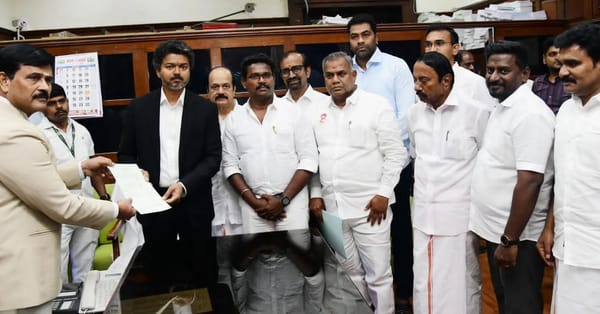 சபாநாயகர் மற்றும் துணை சபாநாயகர் பதவிக்கு வேட்பு மனு தாக்கல்