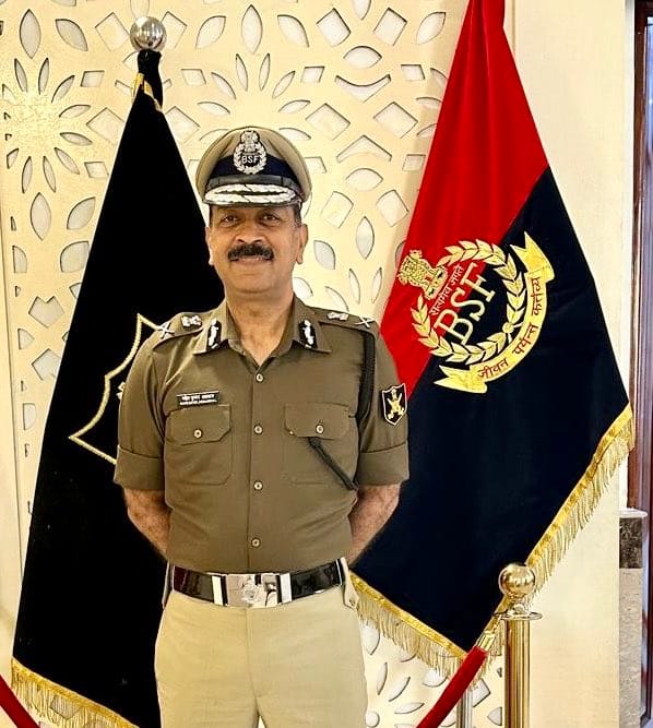 தமிழ்நாட்டின் புதிய டிஜிபியாக மகேஷ் குமார் அகர்வால் நியமனம்: தவெக (TVK) அரசின் முக்கிய நடவடிக்கை!