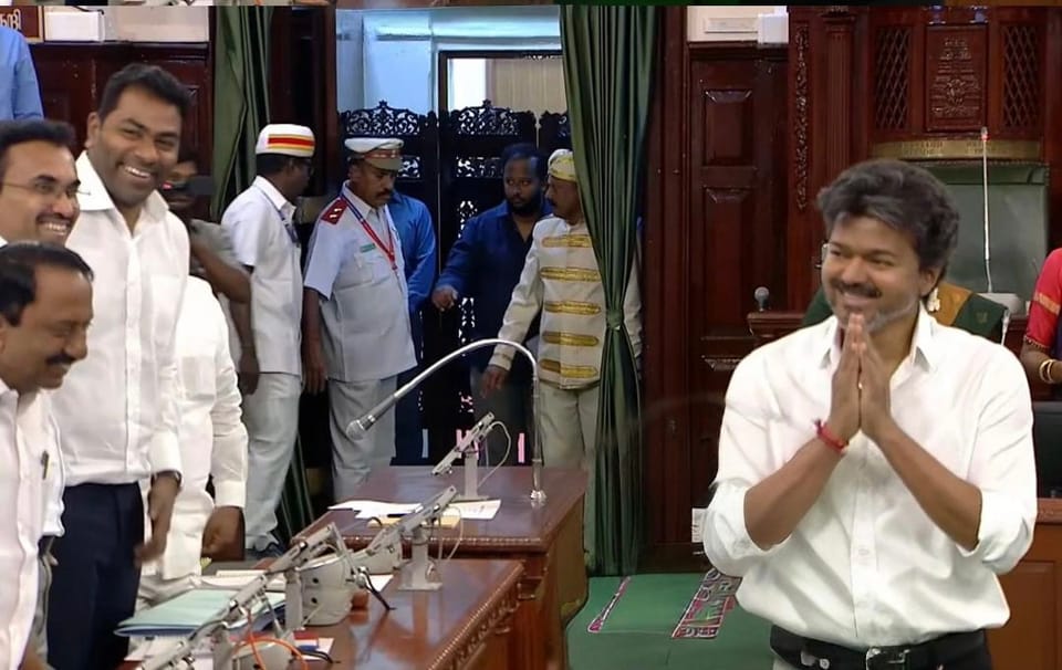 தமிழ்த்தாய் வாழ்த்துக்கு முதன்மை – முதலமைச்சர் விஜய் சட்டசபையில் தீர்மானம்